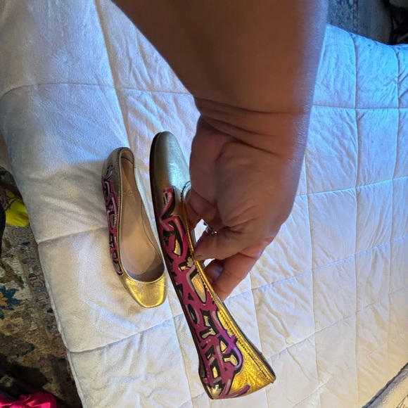 Christian Loubutin - Picture 2 of 16